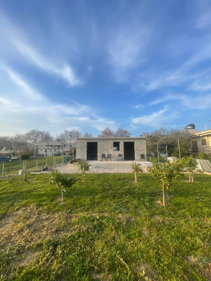 נכס למכירה סמוך לים חוף אגיוס ניקולאוס, צפון אוויה